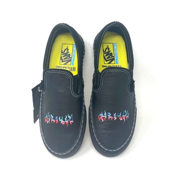 💖MEGA SALE💖NEW VANS Classic Slip On Black Color Women s Flame SB VN0A3MUCN3H - Picture 7 of 10